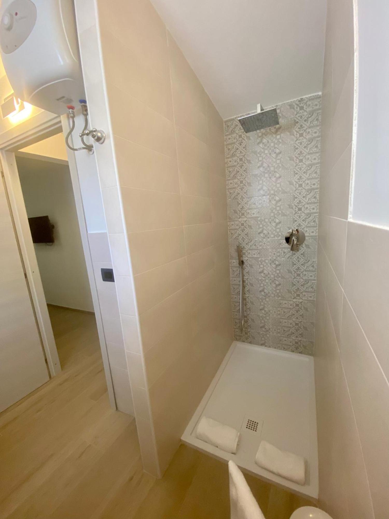 Marina Bay Beach Hotel Пескічі Екстер'єр фото